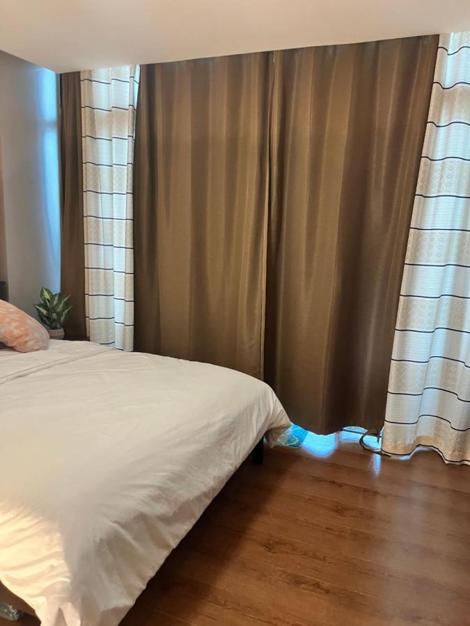 Appleone Ayala Condo With Balcony Себу Экстерьер фото